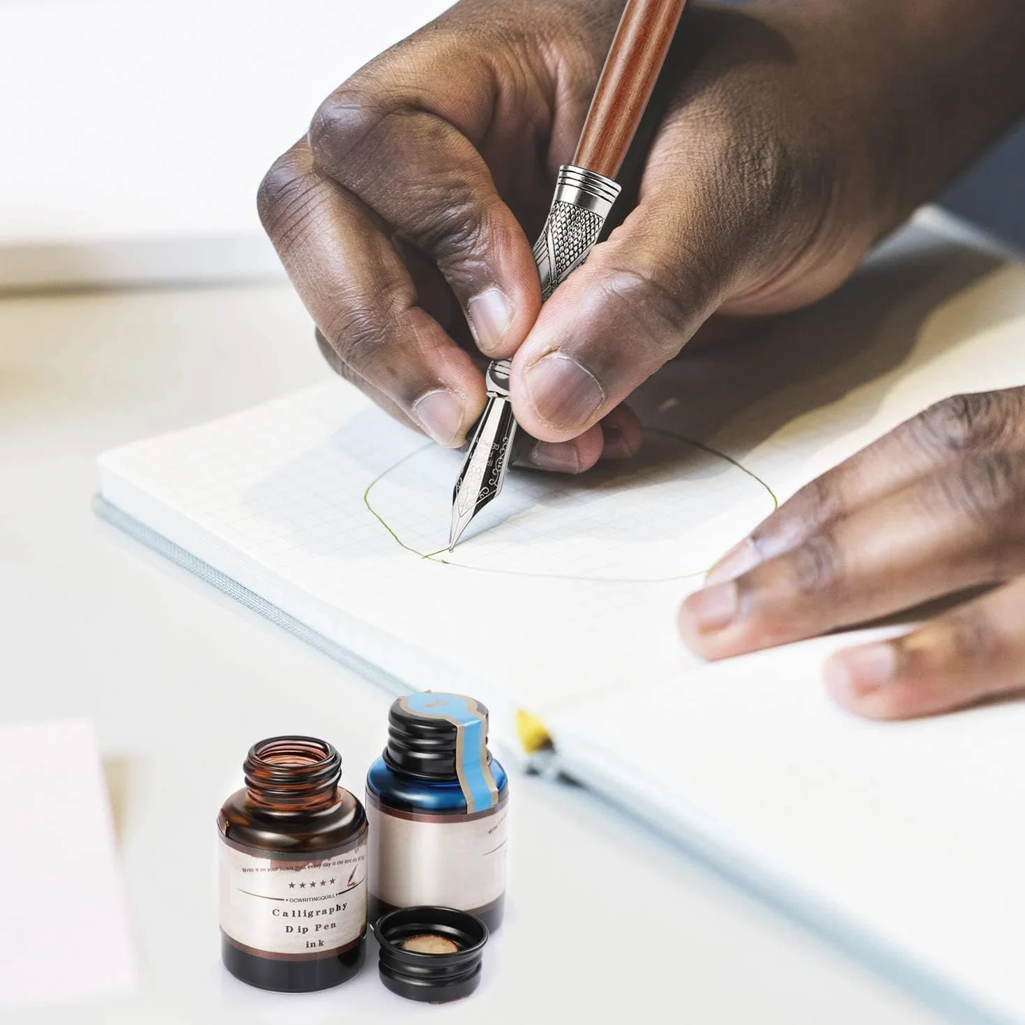 GC Tinta de caligrafía - Juego de 10 botellas de tinta de 20 ml de colores - Recarga de tinta sin carbón para pluma estilográfica - para llevar un diario, escribir y dibujar GC-710