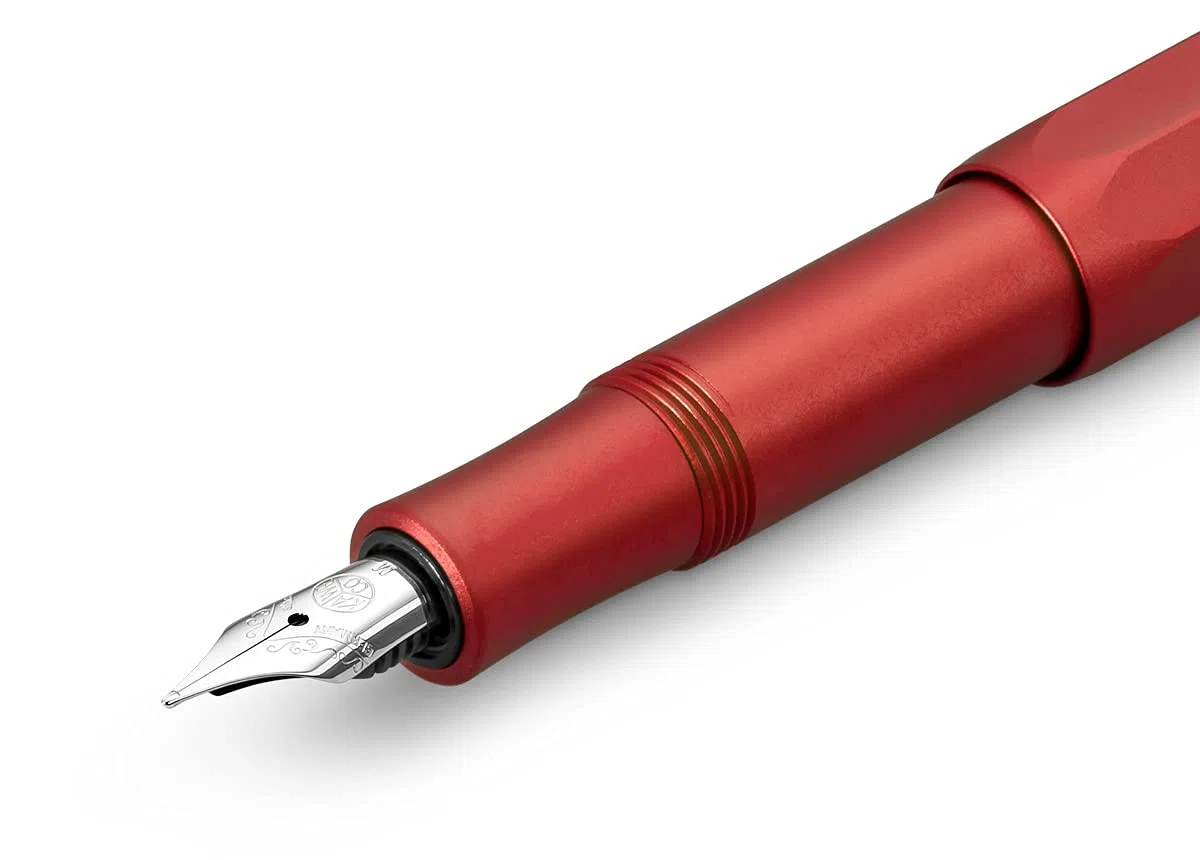 Kaweco Al Sport 10001565 - Pluma estilográfica (plumín de acero con grosor extra ancho, longitud 13 cm), color rojo oscuro y rojo