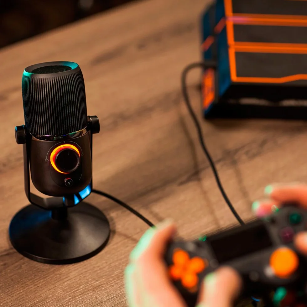 Woxter Mic Studio 100 Pro - Micrófono Profesional de Condensador (cardioide y omnidireccional, 3.5mm, tecnología vertigain, Compatible con Youtube, Skype, Twitch), Color Negro