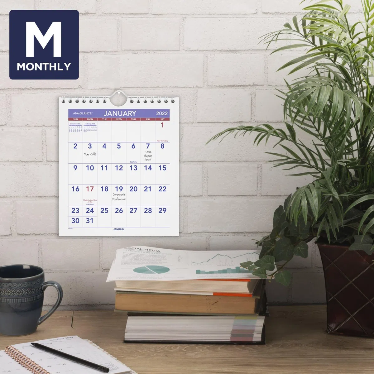 AT-A-GLANCE - Calendario de pared 2022, 6-1/2 x 7-1/2 pulgadas, mini, mensual (PM528)