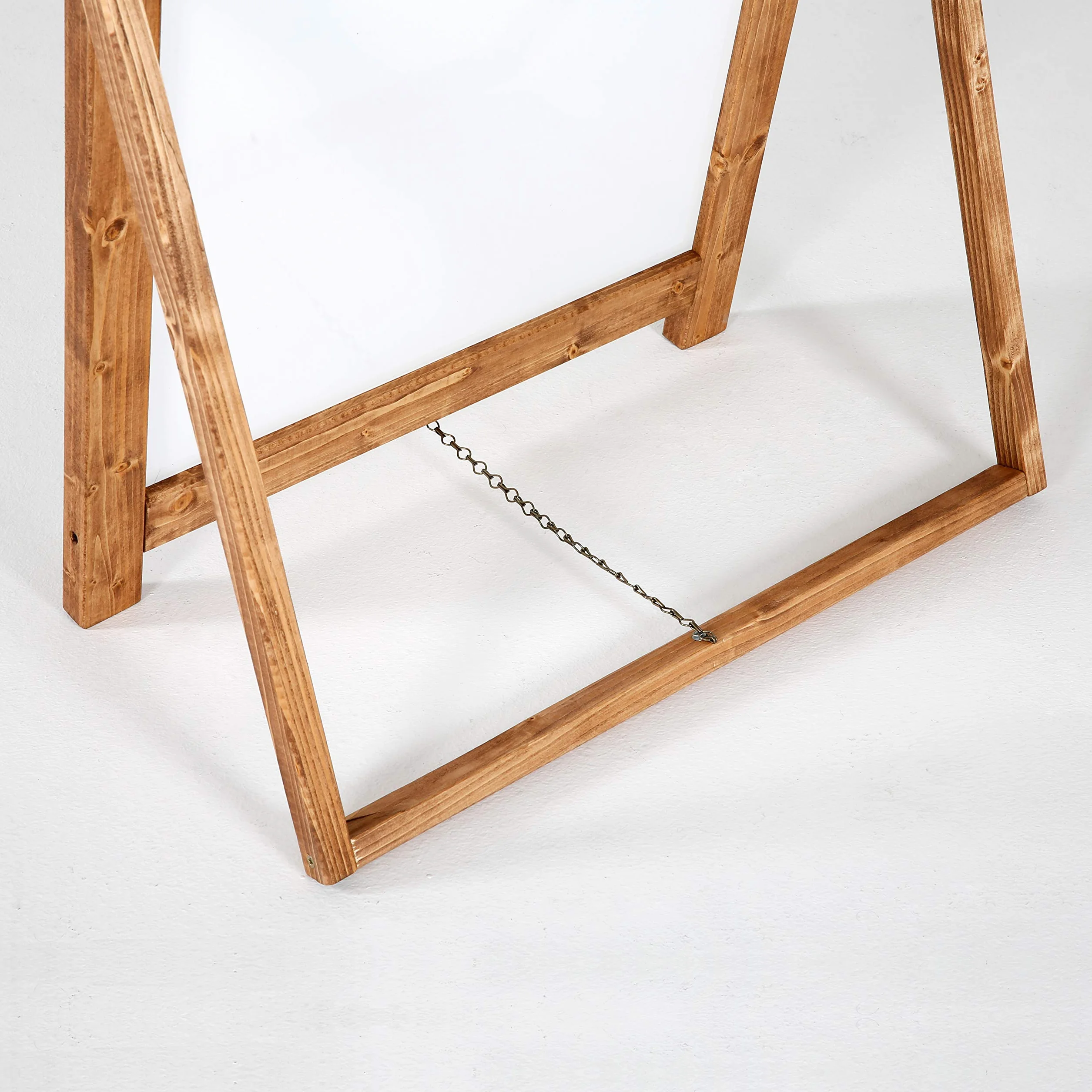 Expositor de madera con pizarra blanca (44 x 102 cm)