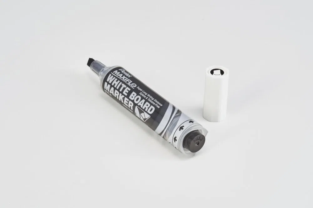 Pentel Maxiflo Borrado en Seco Punta Plana Rotulador - Negro