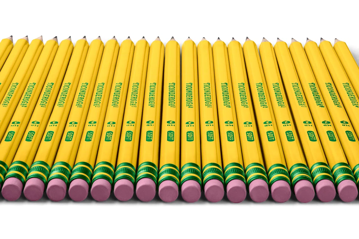 Ticonderoga Lápices con carcasa de madera, preafilados, 2 HB suaves, amarillos, 240 unidades
