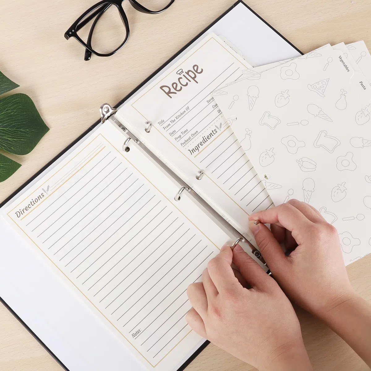 YBCPACK Juego de carpetas de recetas de 3 anillos A5, 1 paquete de libro de recetas de 9 x 7 pulgadas para escribir en tus propias recetas, cuaderno de recetas incluye 100 páginas de recetas (5.5 x