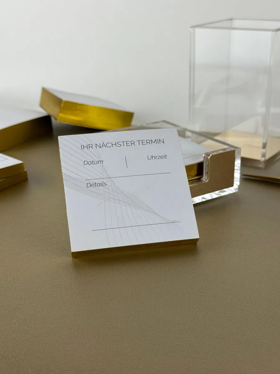 Juego de organizadores de escritorio de alta calidad, para tus clientes, caja de notas acrílica dorada con 2 blocs de citas, 8 x 8 cm, 100 hojas