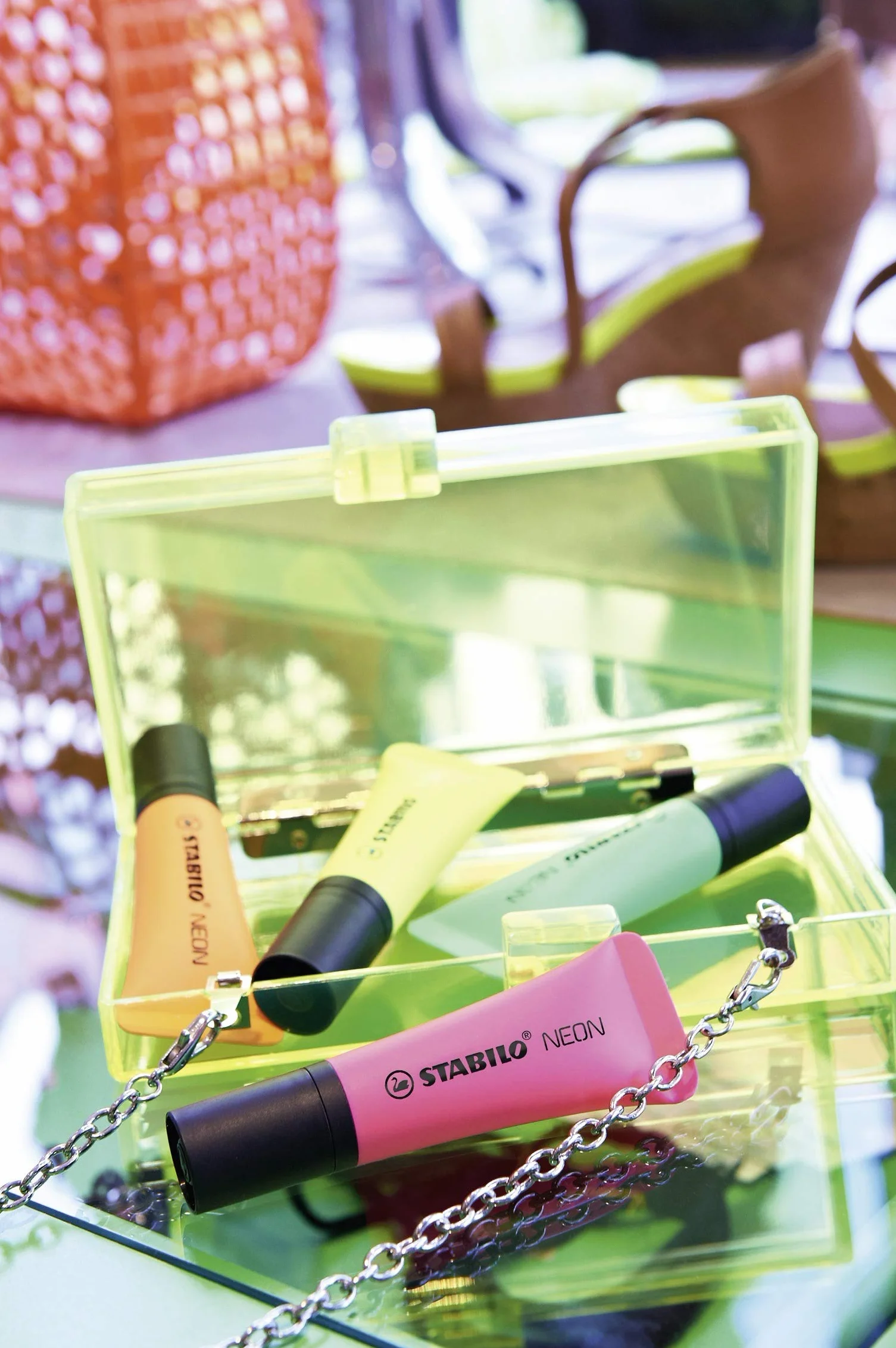 STABILO - marcador fluorescente - NEON | 10x pack de 8, 4 x amarillo, 2 x verde, 1 x naranja, 1 x rosa