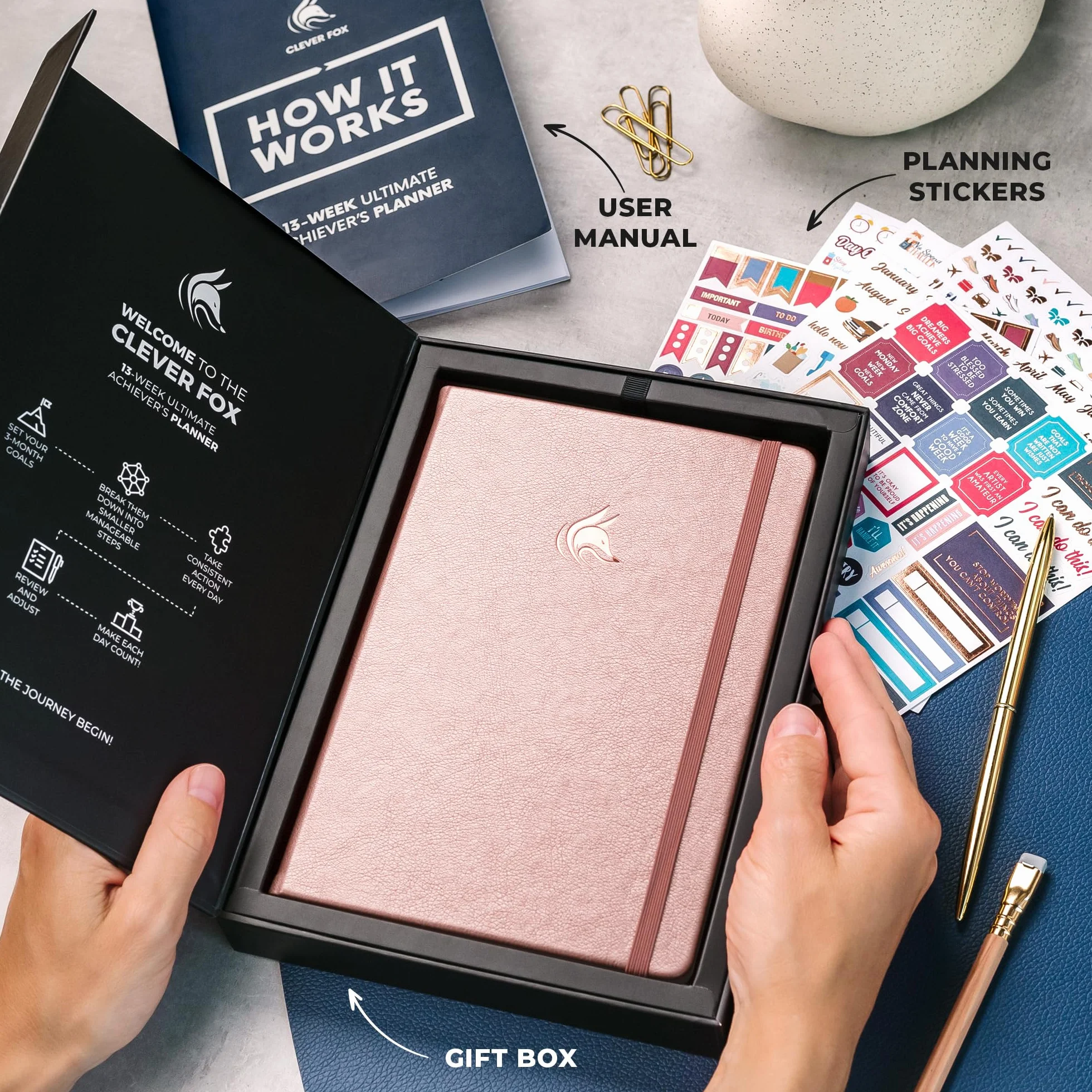 Clever Fox Ultimate Achiever's Goal Planner - Agenda de 90 días de enfoque y productividad. Organizador diario semanal mensual y cuaderno de horario por hora, sin fecha, tapa dura, tamaño A5, oro rosa