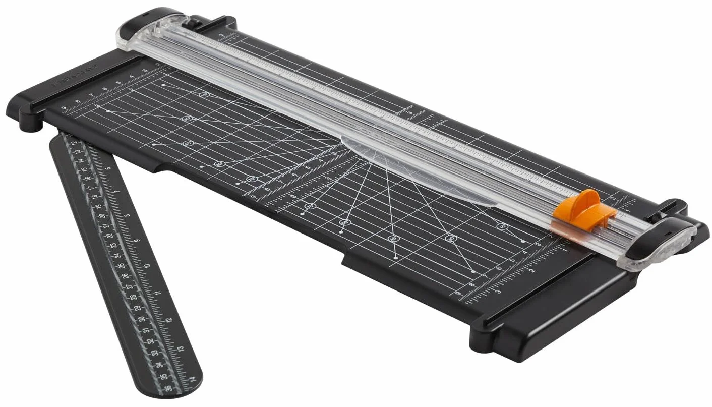 Fiskars Cortadora de Papel, SureCut, Formato Vertical A4, Formato Horizontal A3, Con Guía de Corte, Materiales Reciclados, 1077984