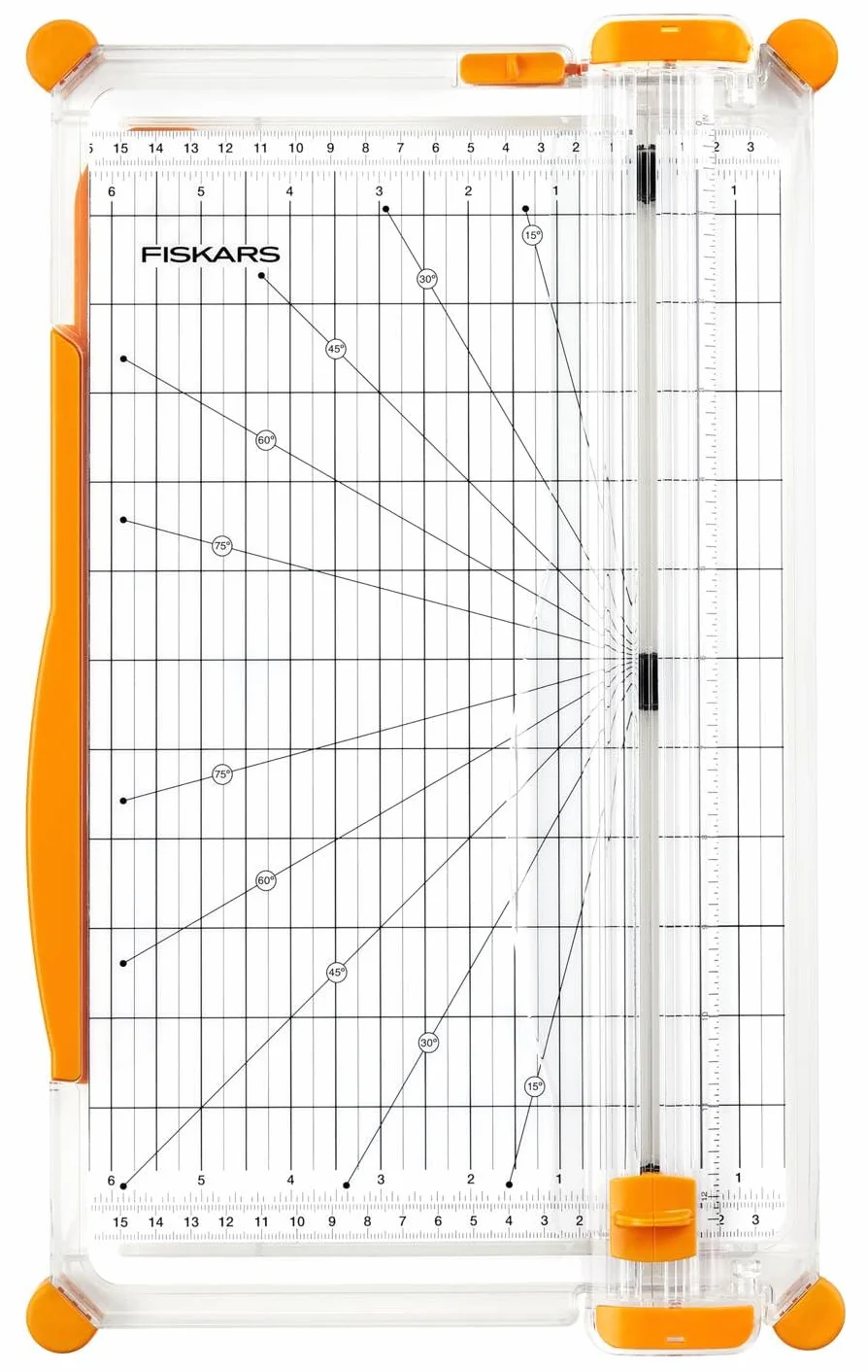 Fiskars SureCut Cortadora de papel, A4, Base ancha, Cortadora de papel con guía de línea de corte, Blanco/Naranja, 1077980.