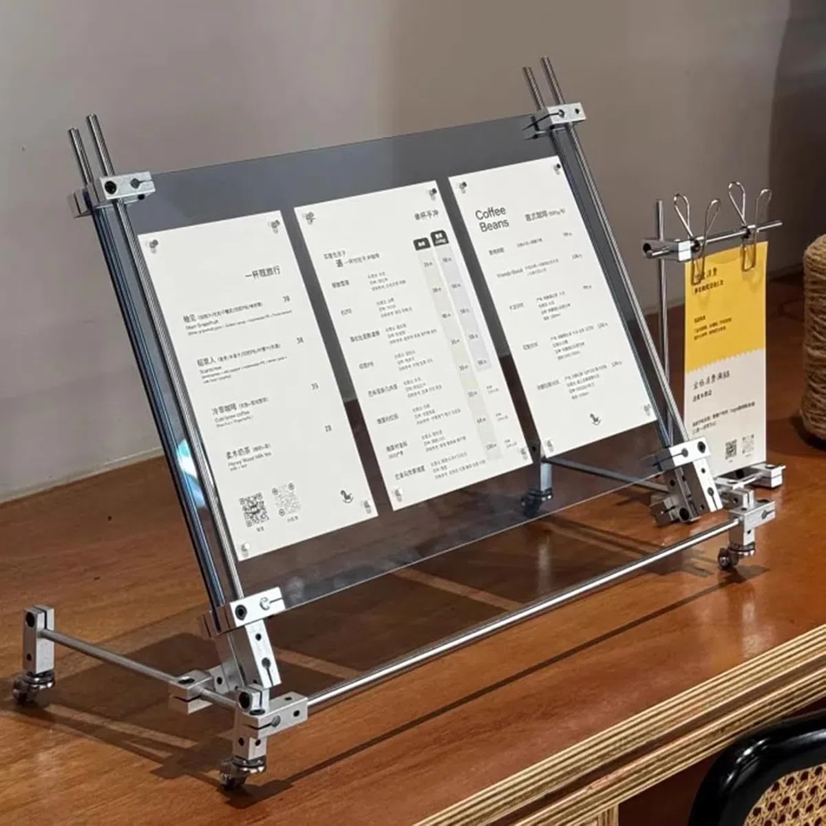 Soporte acrílico para menú, expositor de letreros de mesa transparente con ruedas y base de acero inoxidable, para restaurantes, tiendas, oficinas