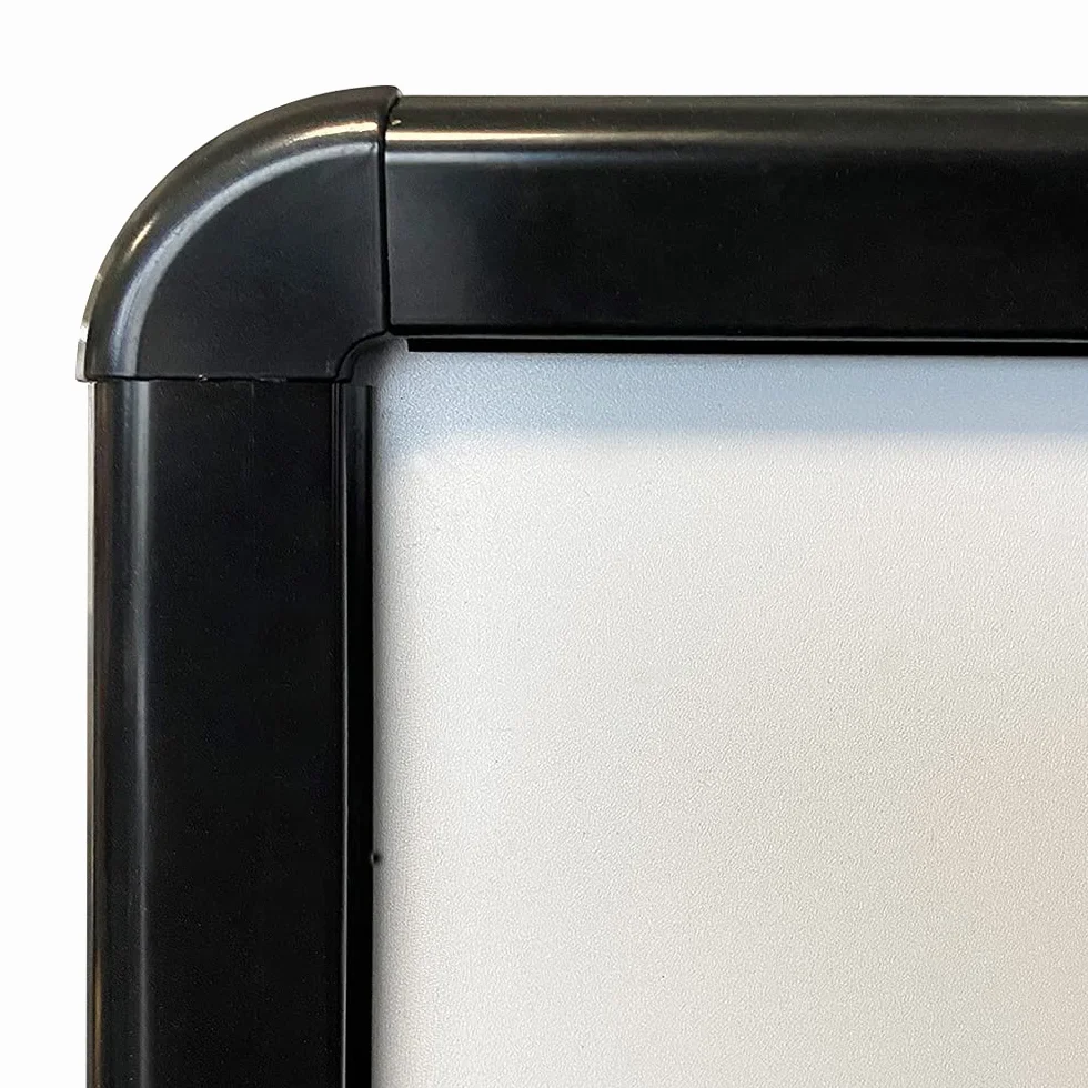 Soporte para carteles Wind-Sign negro DIN A1 594 x 841 mm resistente a la intemperie con ruedas