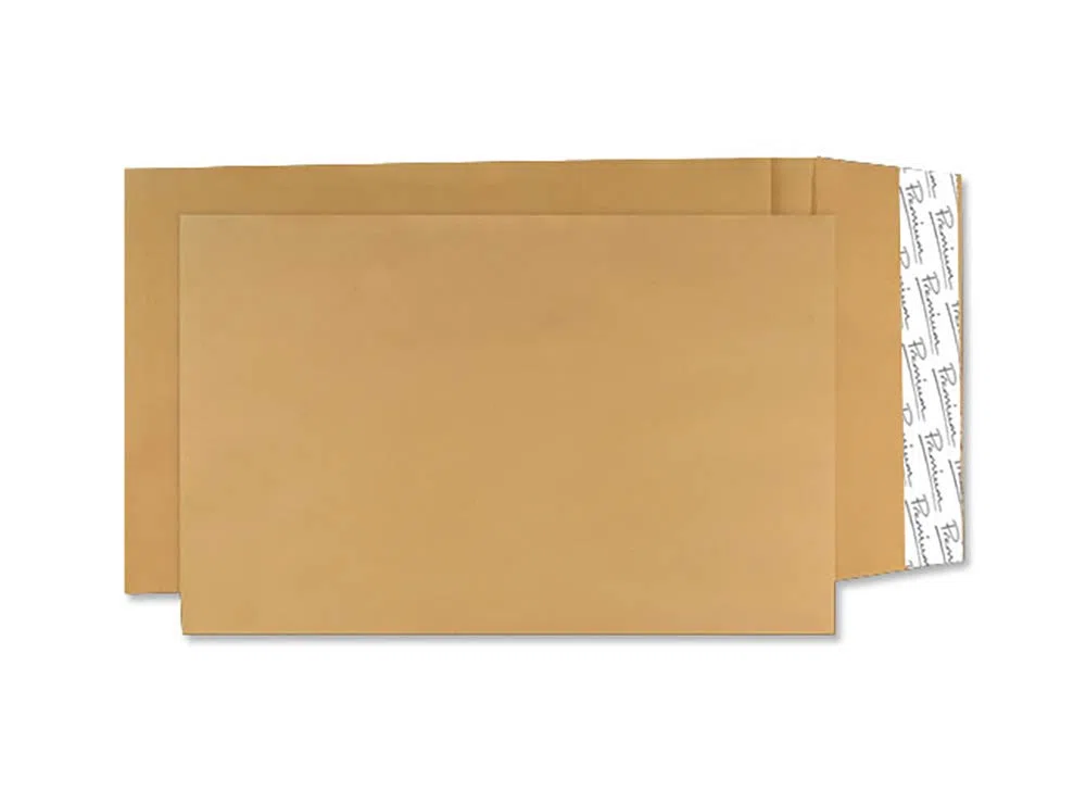 Blake Avant Garde | sobres con fuelle resistente C4 (32.4 x 22.9 x 2.5cm) | 100 unidades | papel de 140 GSM | sobres manilla con tira autoadhesiva | resistentes marrones | modelo AG0052