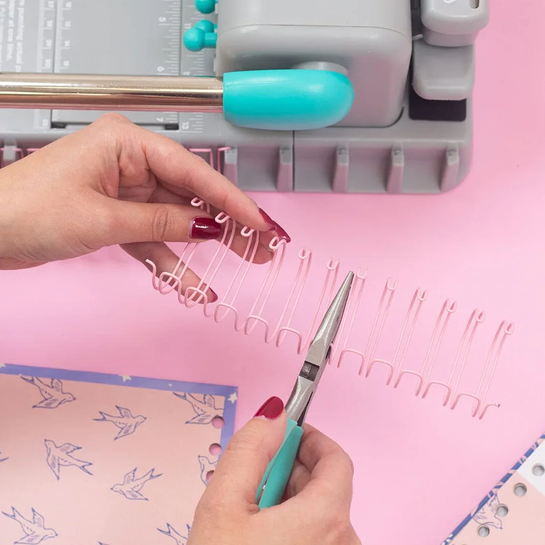 Craftelier - Kit de 2 Espirales de Anillas Dobles para Encuadernar Álbumes, Cuadernos, Agendas o Calendarios | Ideal para Proyectos de Scrapbooking y Manualidades | Ø 3,17 cm (1.25") - Color Plata