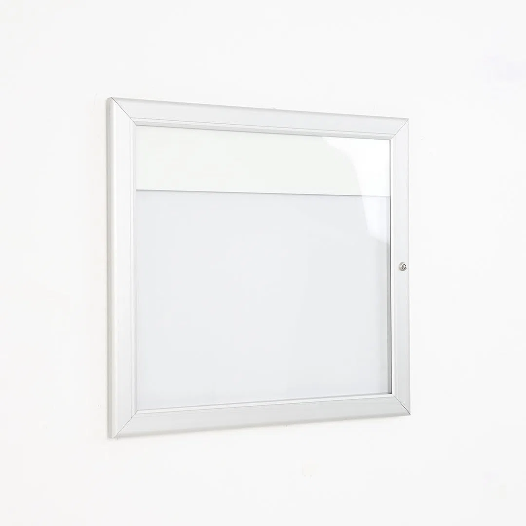 Danieli Store - Tablón de Anuncios Exterior Plateado para Menús - Tablón con Cerradura y Par de Llaves - Fácil Montaje en Pared - Superficie de Acero Magnético y Escribible (2x A4)