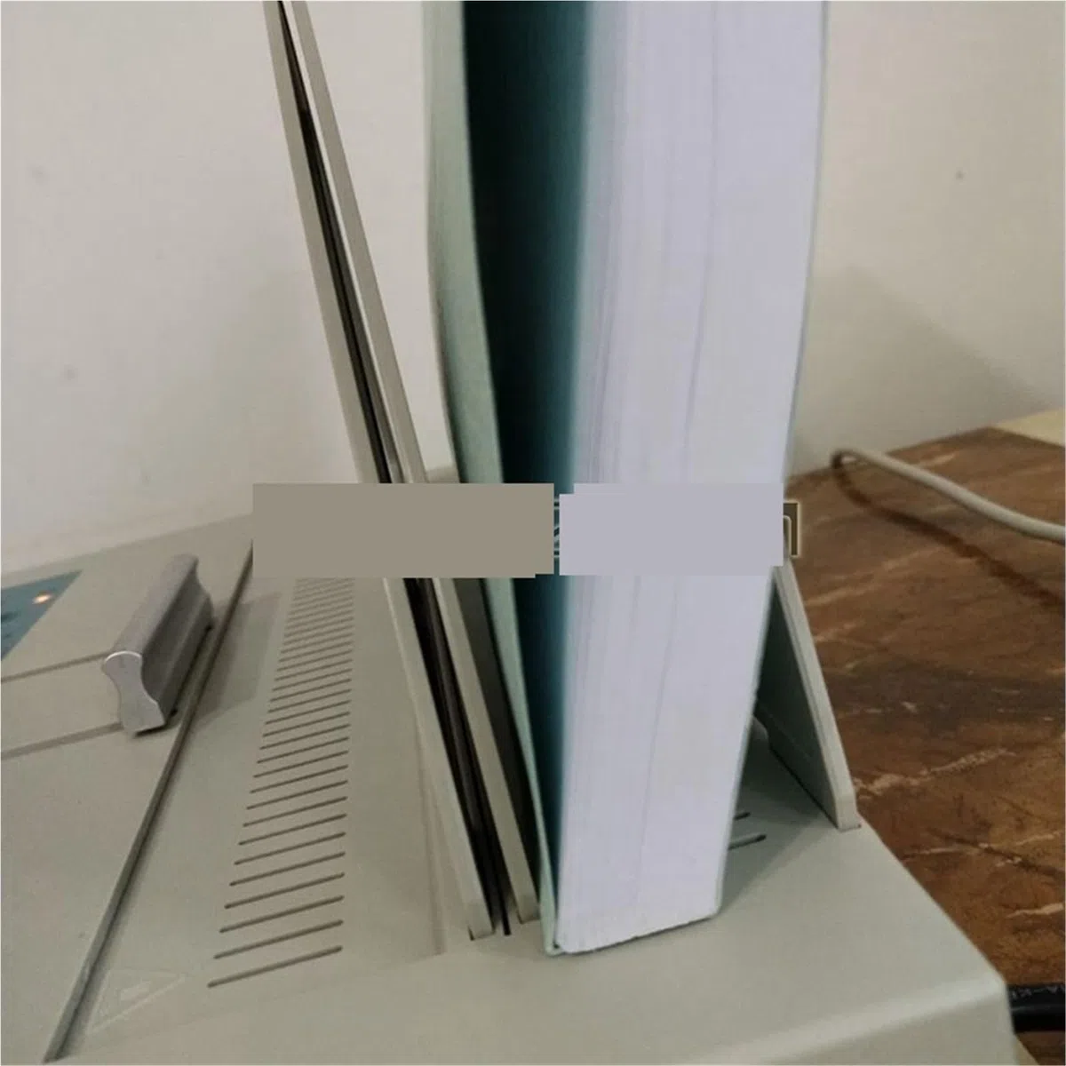 Máquina automática de encuadernación termofusible con pegamento, A4, acabado documentos, suministros oficina por contrato Compacto y eficiente