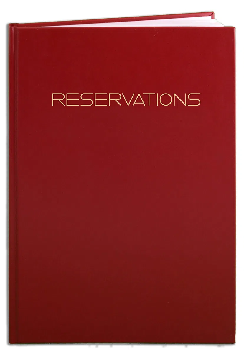 BookFactory Reservaciones de Restaurante, Reservas de mesa de 365 días/cenas, 408 páginas, 8 7/8" x 13 1/2" piel sintética roja, Smyth cosido duro (LOG-408-OCS-A-LRT7-(Reservaciones))