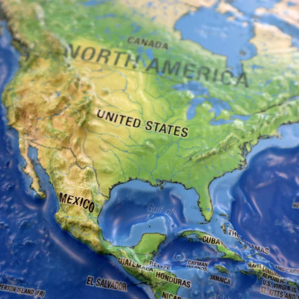 Mapa 3D del World Ranger por Hubbard Scientific | Un verdadero mapa en relieve elevado - Puedes sentir el terreno | Mapa moldeado al vacío | 36 x 24 pulgadas | Topografía detallada