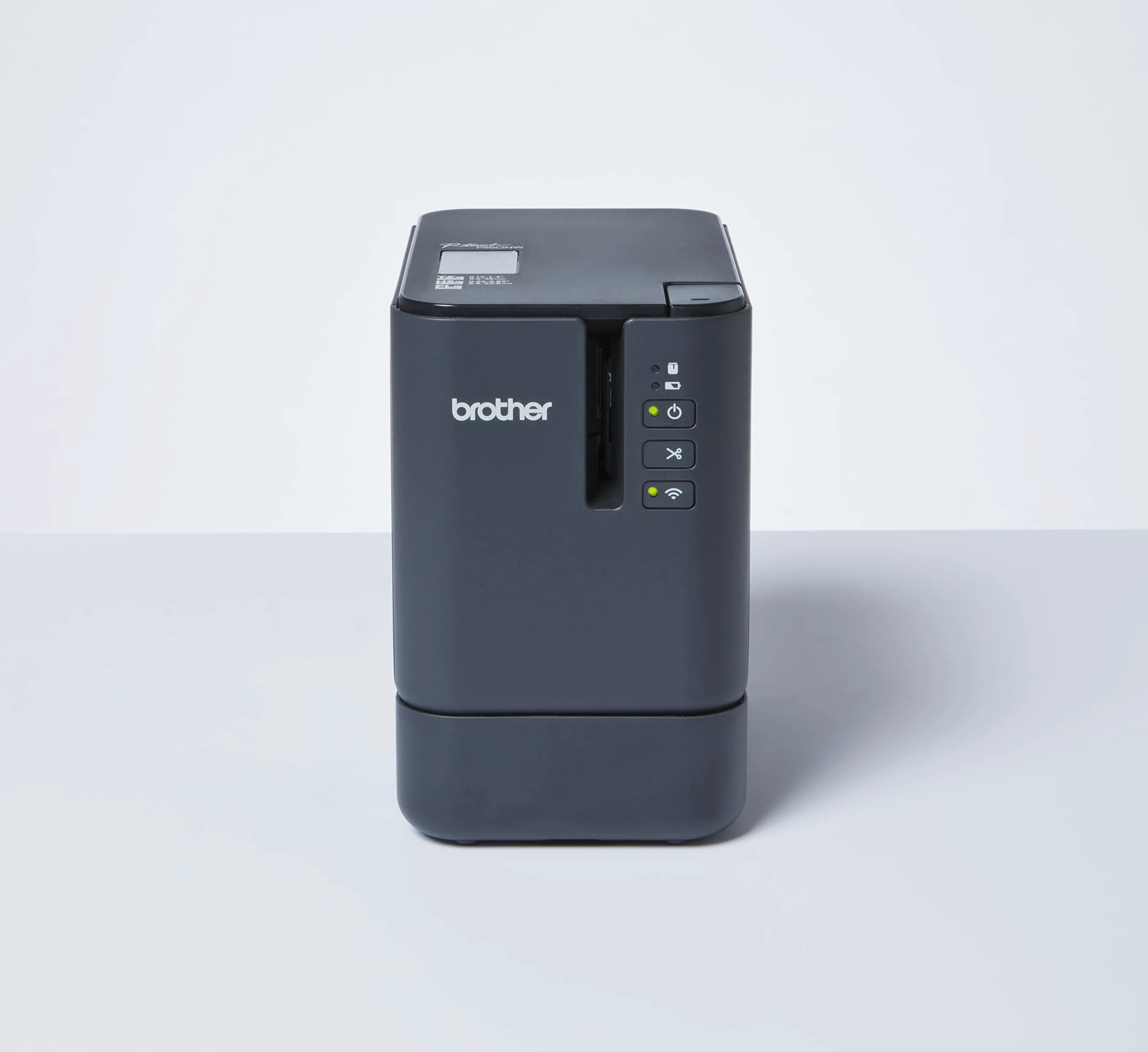 Brother PT-P900Wc | Impresora de Etiquetas | Blanco y Negro | Transferencia Térmica | WiFi y USB, Compacto