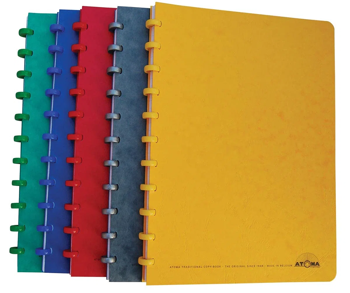Atoma - Lote de 10 cuadernos A4 con anillas - Cuadrícula de 5 x 5 mm con Marge - 72 hojas desmontables (144 páginas) - Cubierta de cartón