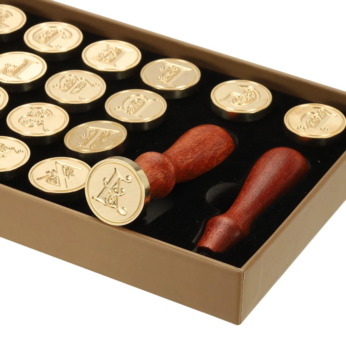 PATIKIL Kit De Sellos De Cera De Alfabeto Con 26 Letras A-Z, Sello Vintage Con 2 Mangos De Madera Y Caja De Regalo Para Invitaciones De Boda, Fiestas, Sobres Y Tarjetas, Estilo 7