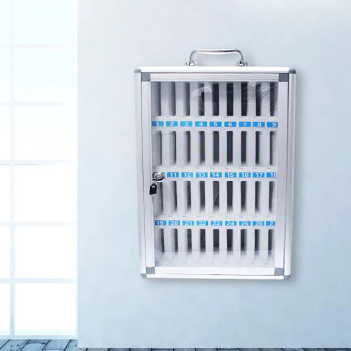 Armario de aleación de aluminio con cerradura para teléfono celular, armario de almacenamiento montado en la pared con 12/24/36/48/60 ranuras para escuelas, oficinas, militares, diseño plateado para