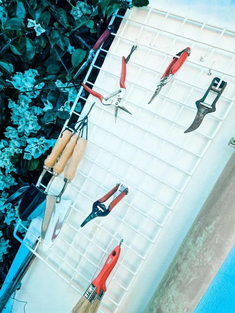Rejilla multiusos decorativa para la pared MALÉ colgar fotos notas organizar utensilios herramientas oficina casa