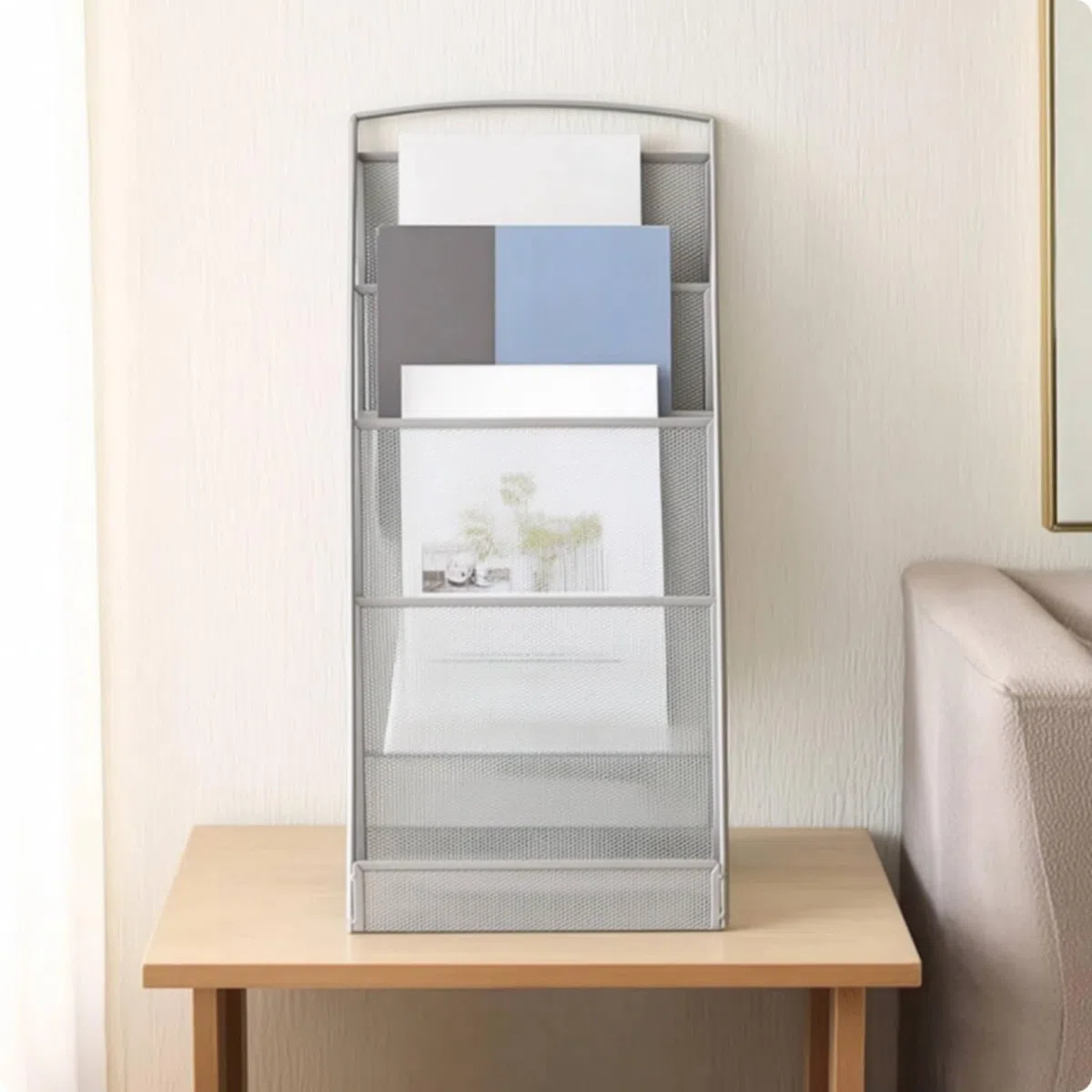 KESOTO Revistero de Pie de Malla Metálica con Organizador de Soporte Vertical de Revistas y Archivador con Bolsillos Abiertos Base Estable Adecuado para, Negro