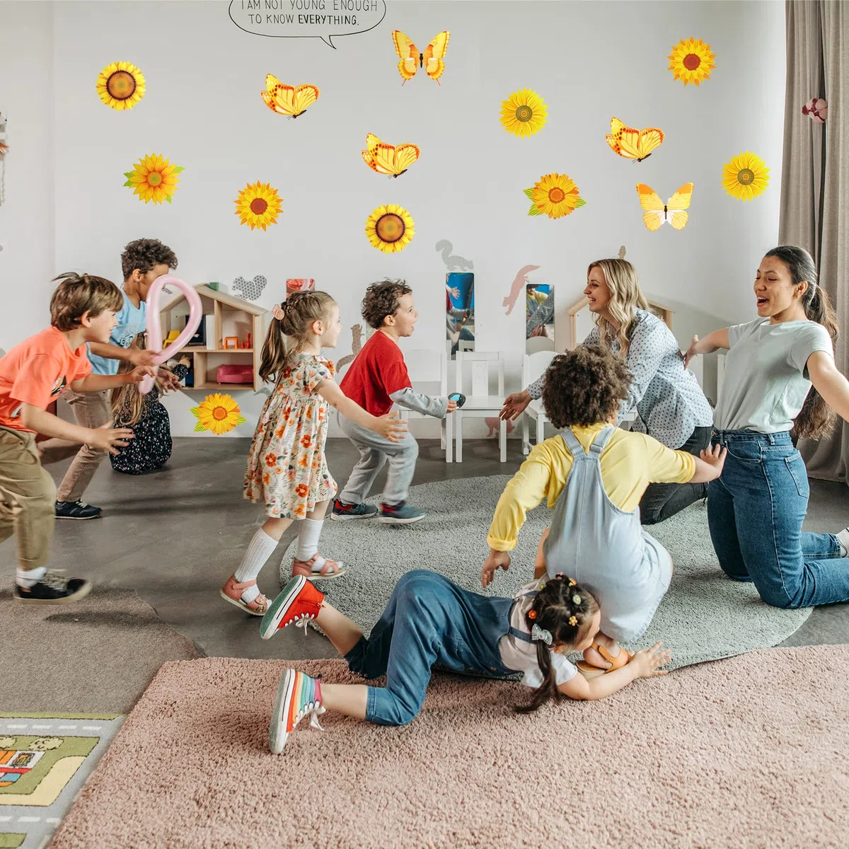 AIEX 45 Piezas Recortes de Tablero de Anuncios, Recortes de Girasol de Primavera Recortes de Mariposa Amarilla de Papel para Fiesta de Cumpleaños en el Aula
