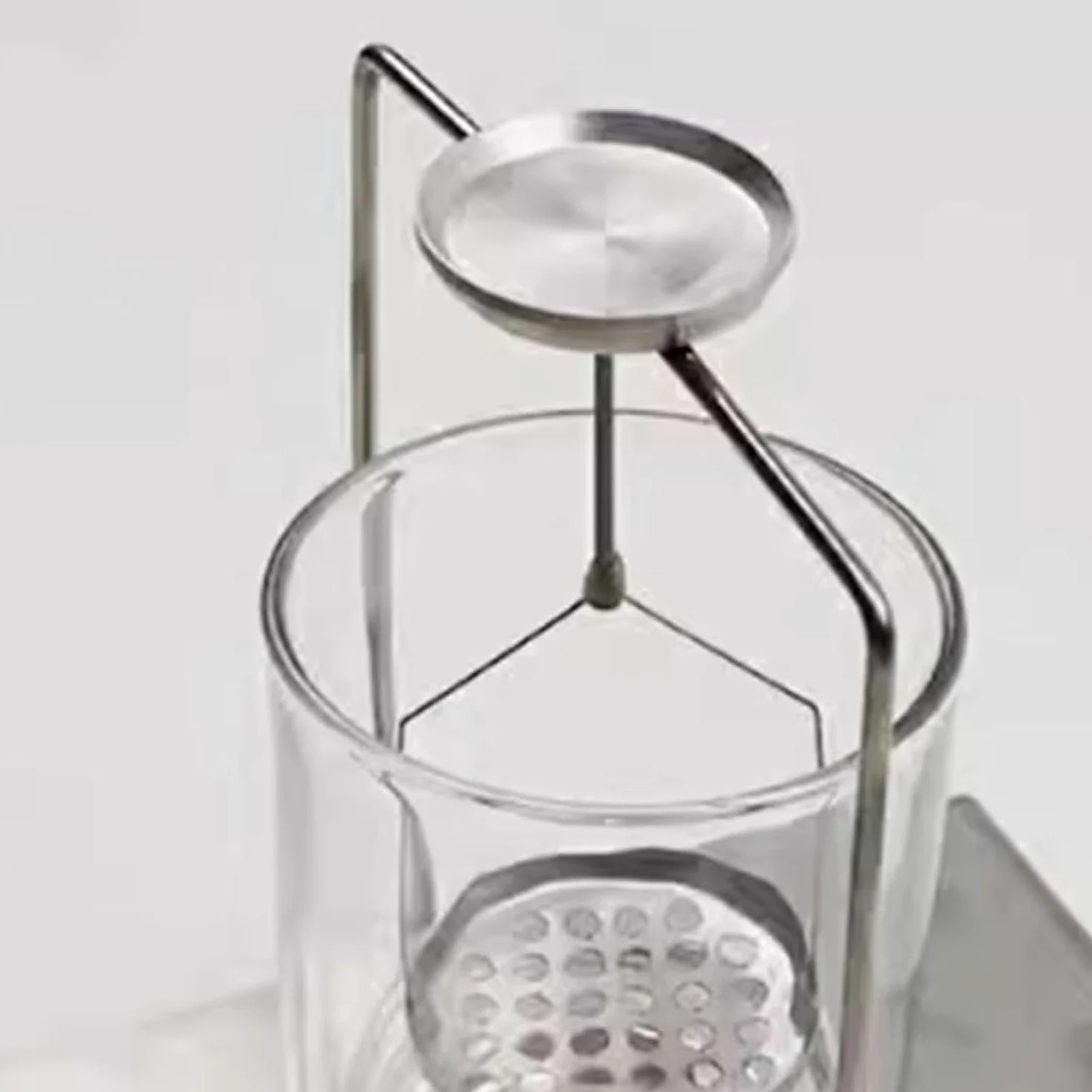 Kit de determinación de densidad para una medición precisa de sólidos y líquidos, soporte de pesaje hidrostático, construcción de acero inoxidable y acrílico para pruebas de laboratorio