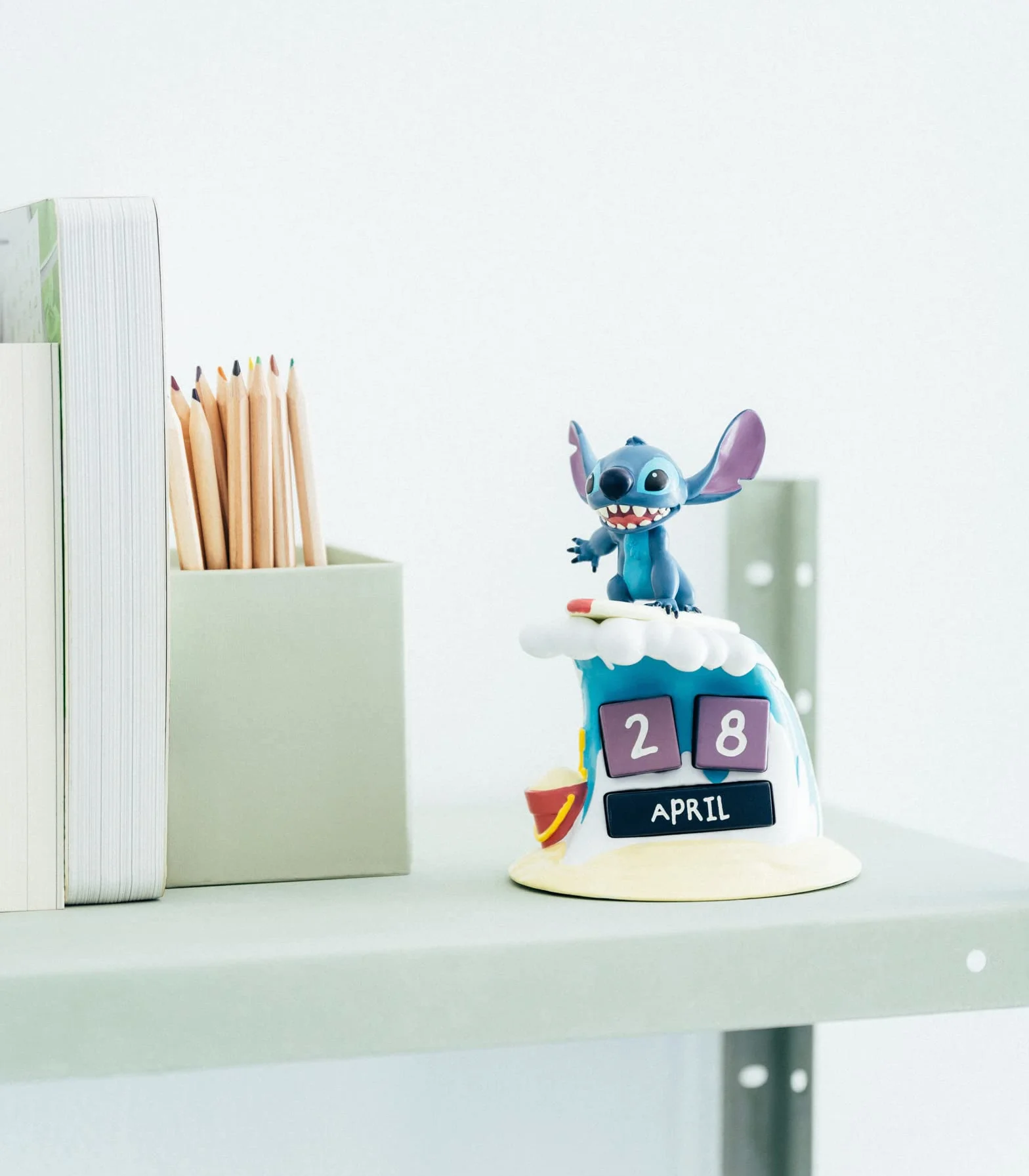 Calendario Perpetuo Stitch 3D - Figura Disney para Decoracion Habitacion Juvenil : Stitch Regalos │ Calendario sobremesa para niños - Merchandising Oficial